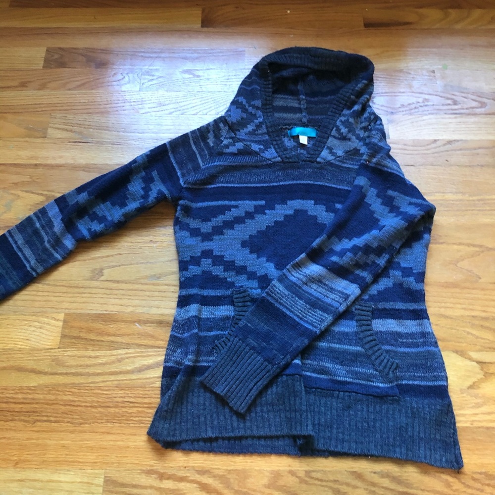 Printed hooded sweater